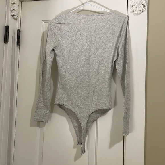 Abercrombie long sleeve bodysuit - Picture 2 of 2